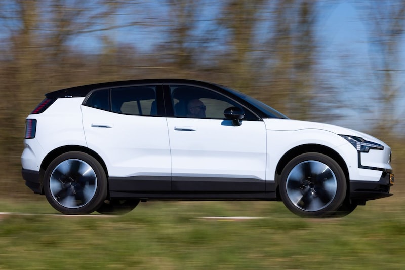 Volvo EX30