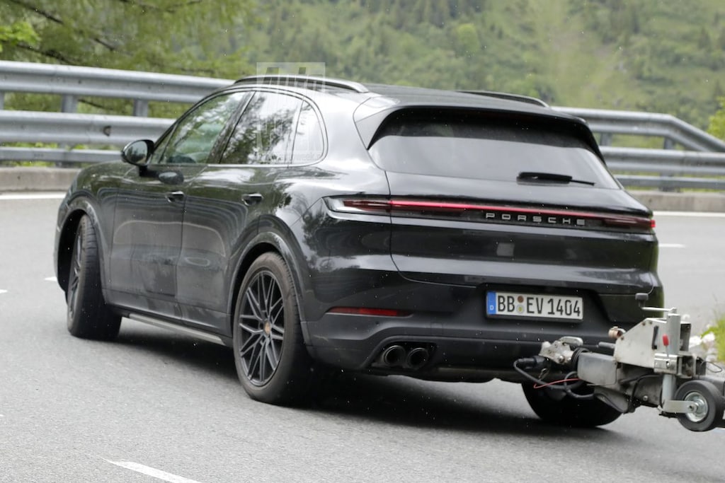 Porsche Cayenne spyshots