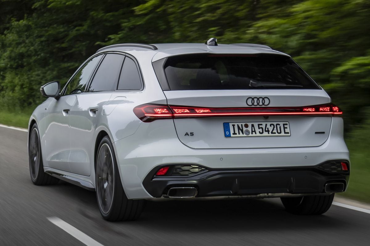 Audi A5 e-Hybrid 2025
