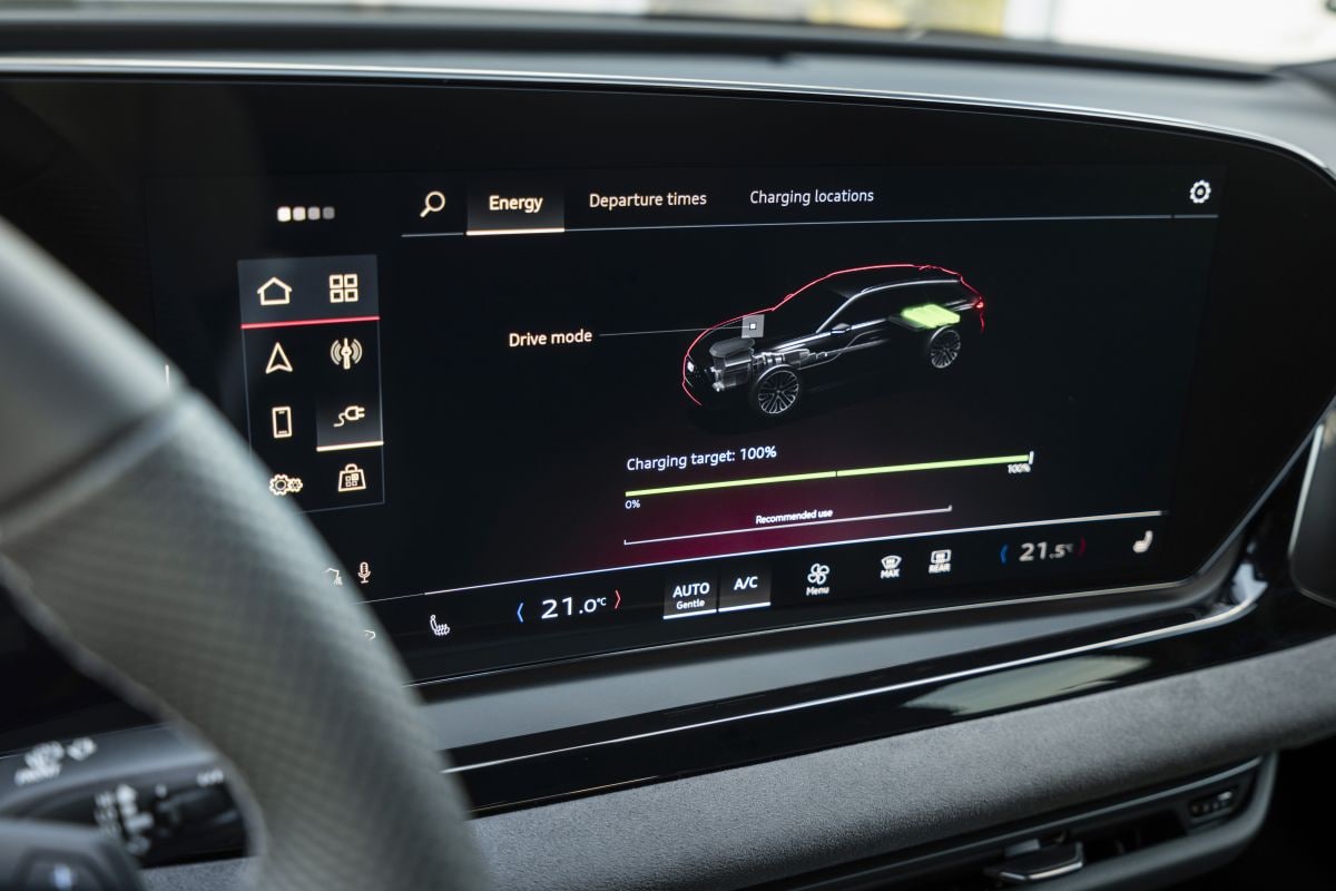 Audi A5 e-Hybrid 2025