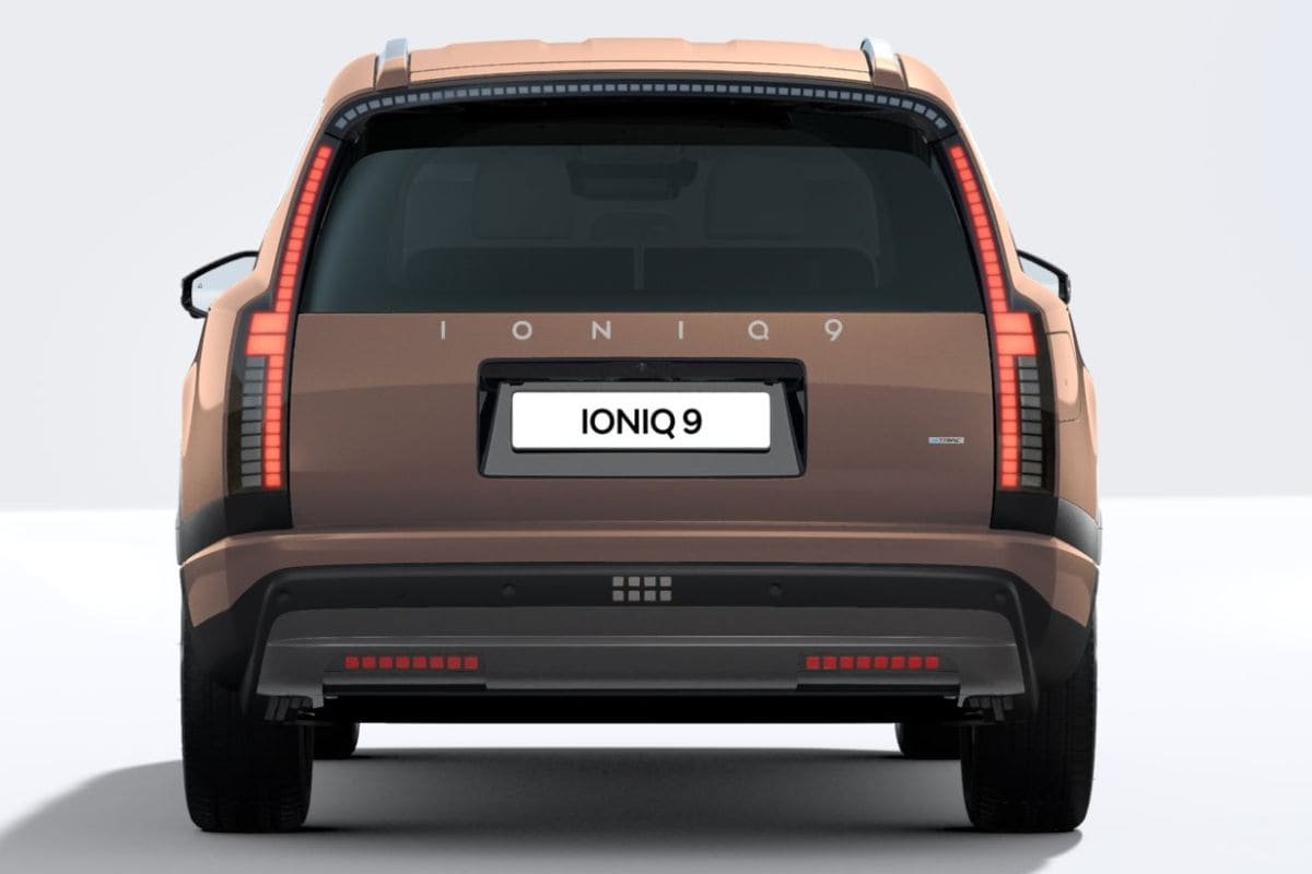 Hyundai Ioniq 9 Back to Basics