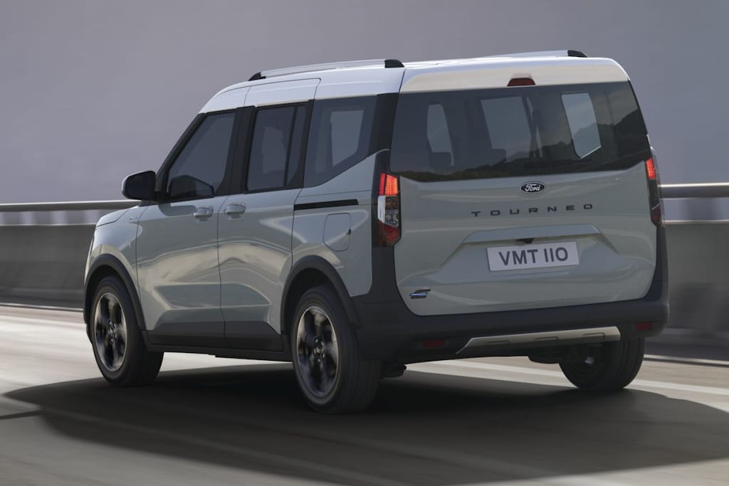 Ford E-Tourneo Courier