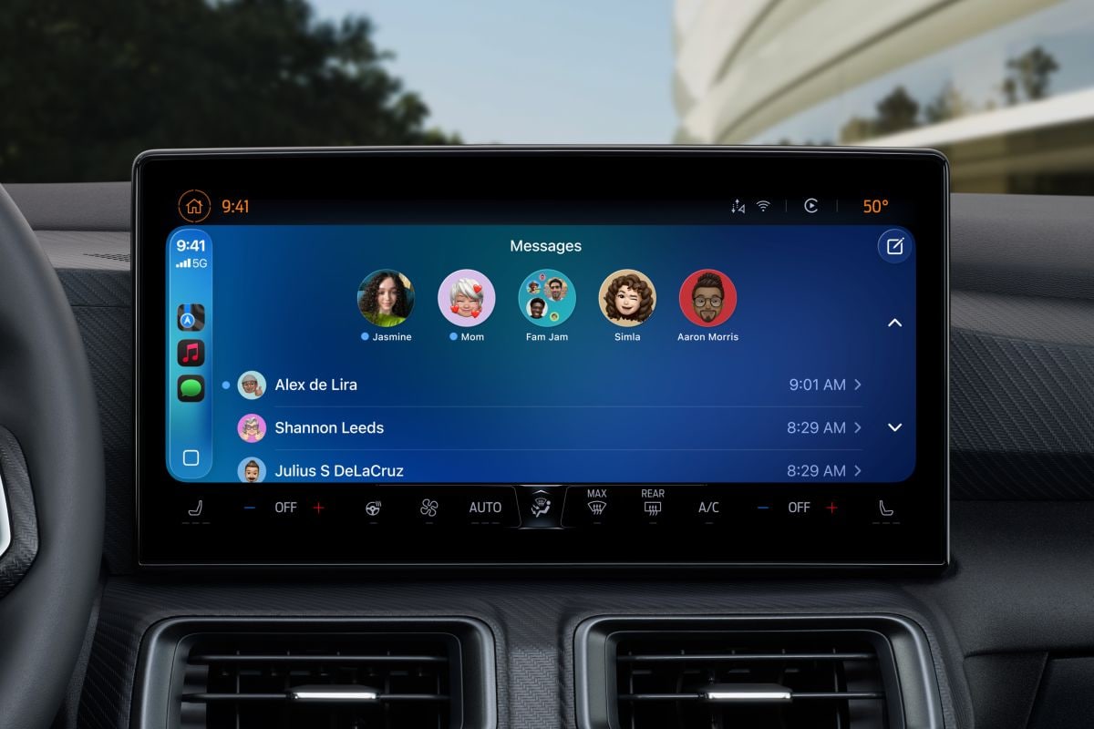Apple CarPlay iOS26
