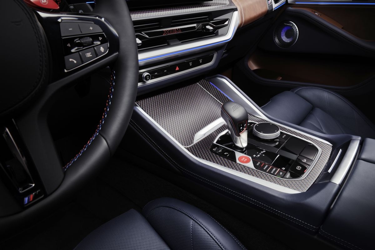 BMW XM