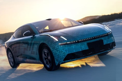 Lynk & Co 10 is nieuwe plug-in hybride sedan