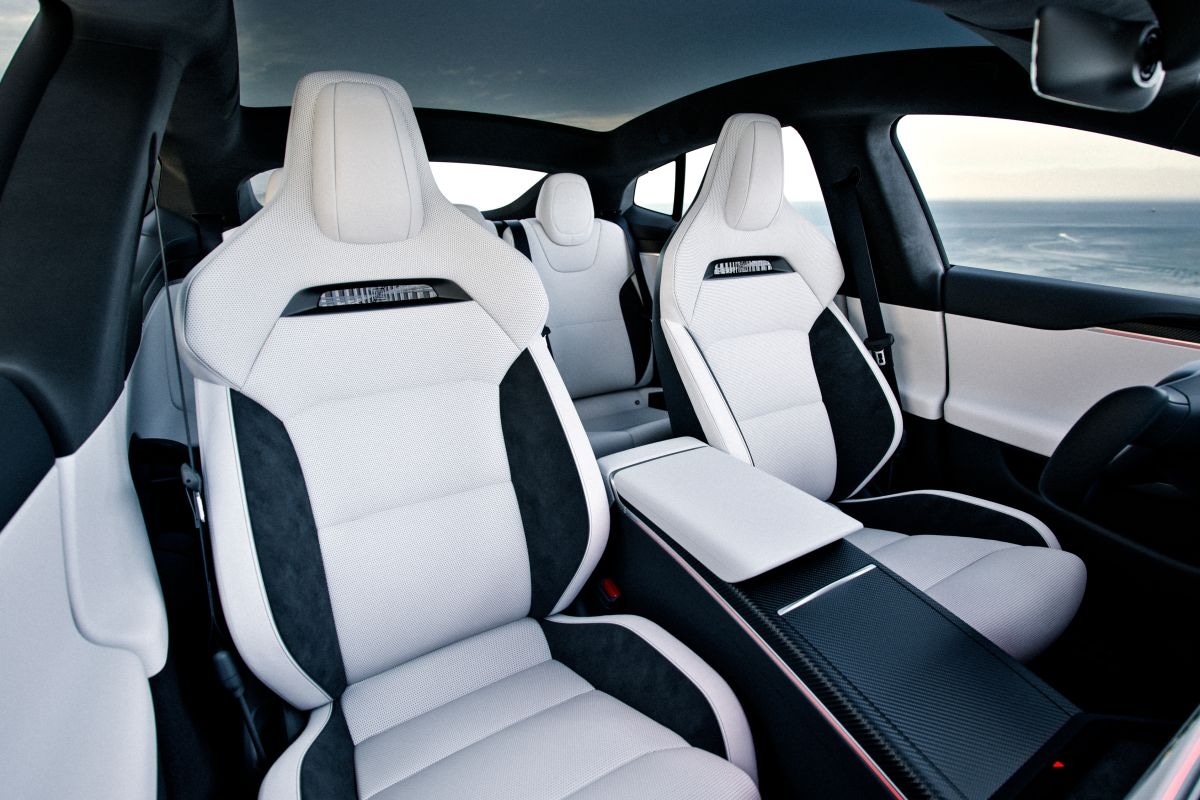 Tesla Model S fabrieksbeeld
