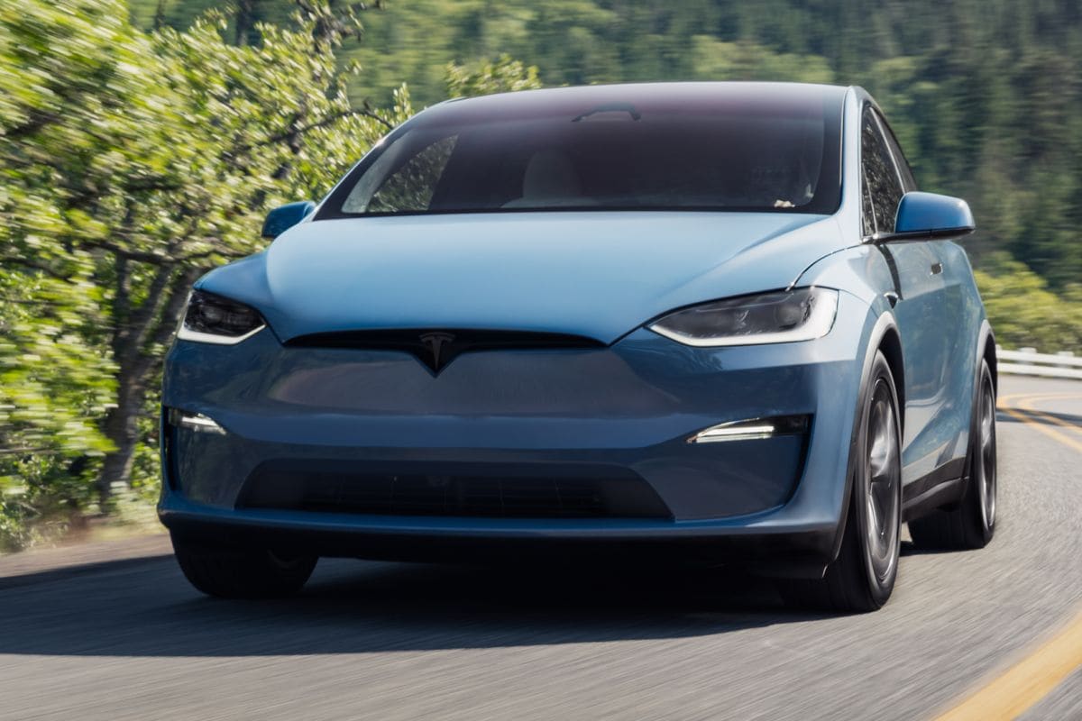 Tesla Model X fabrieksbeeld