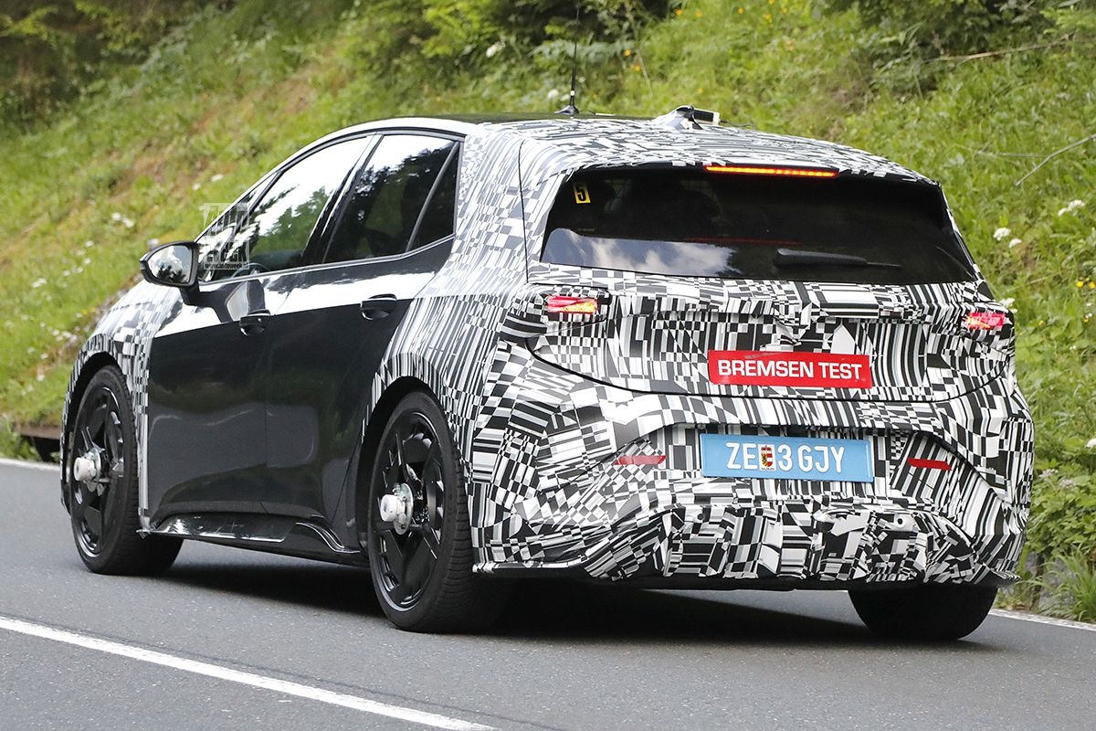 Spyshots Cupra Born