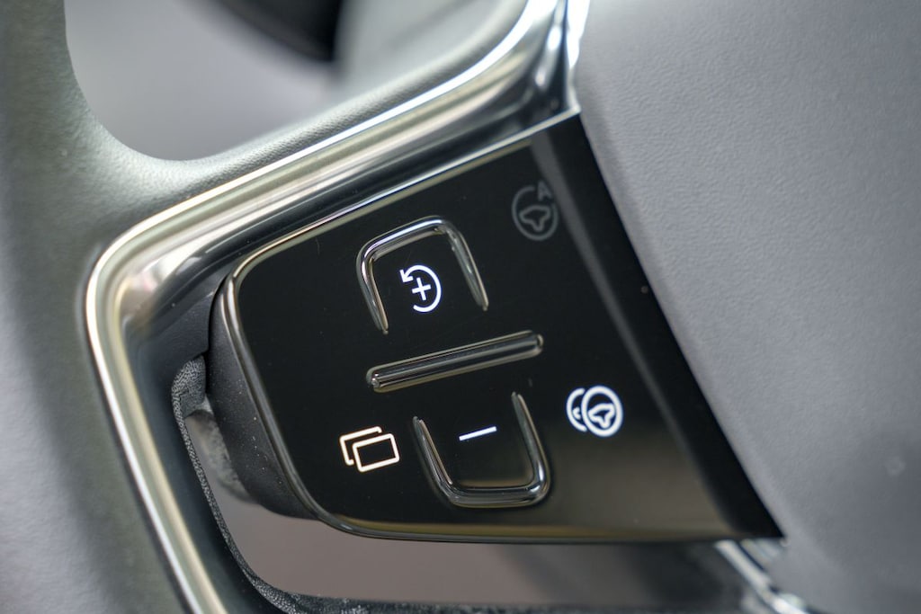 Volvo EX90