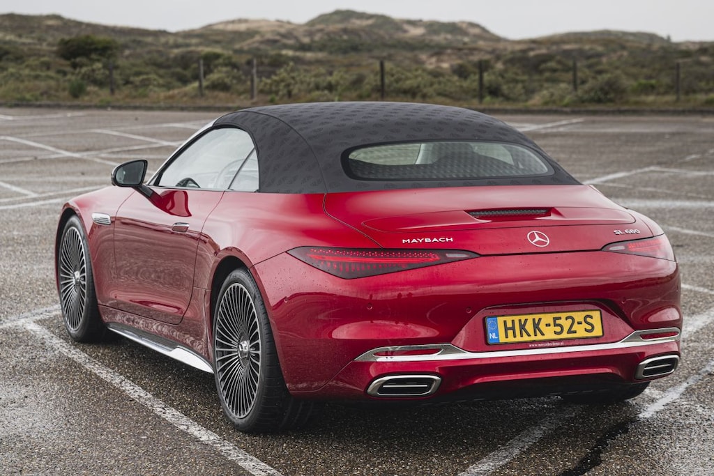 Mercedes-Maybach SL 680