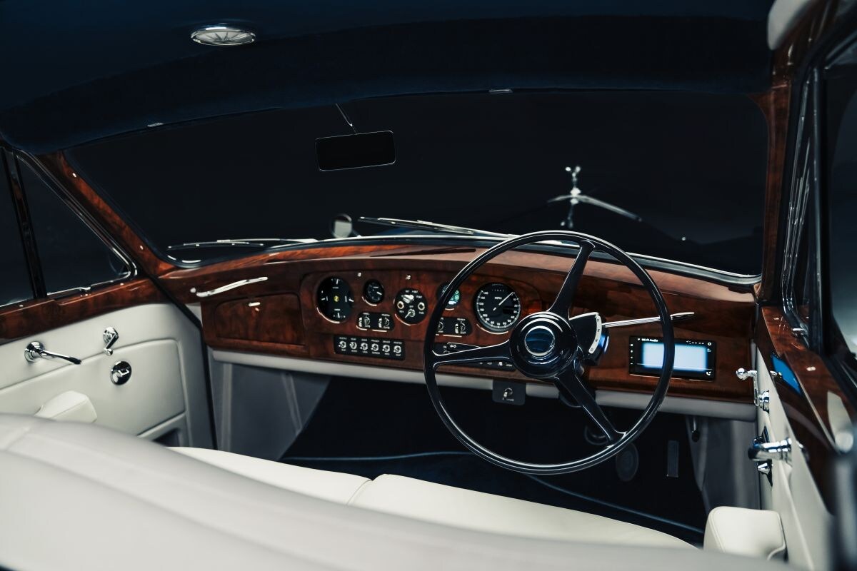 Lunaz Rolls-Royce Phantom