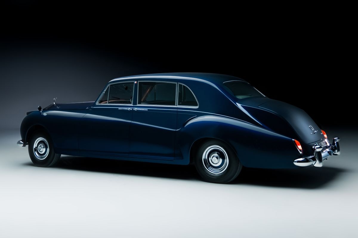 Lunaz Rolls-Royce Phantom