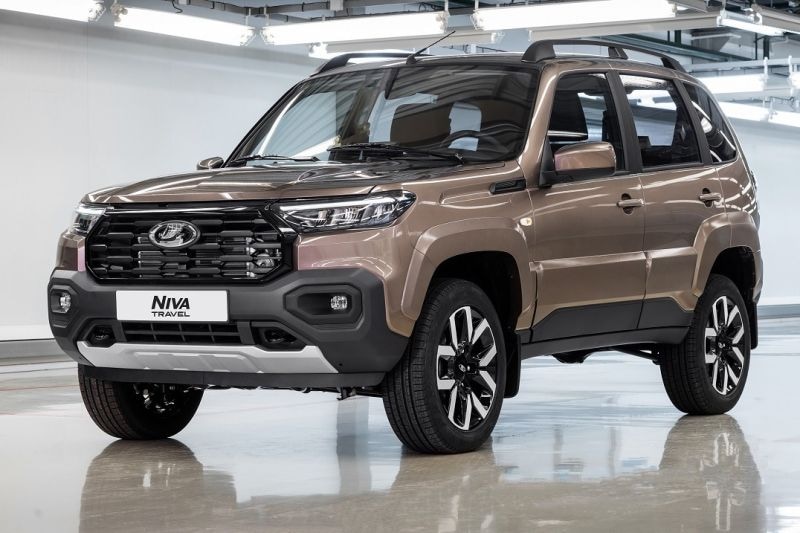 Lada Niva Travel