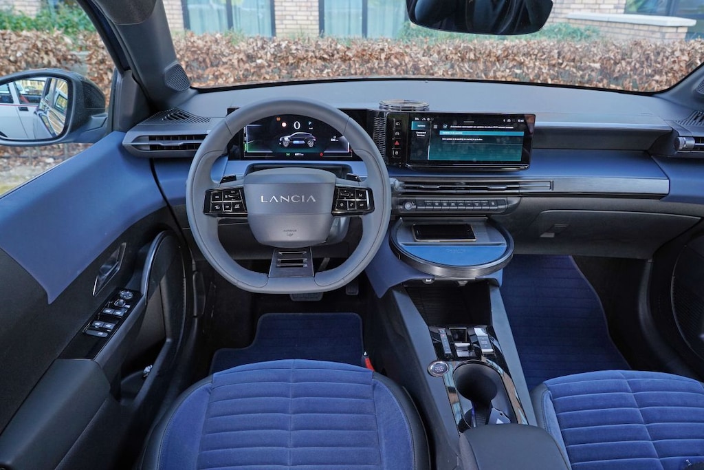 Lancia Ypsilon en Y10