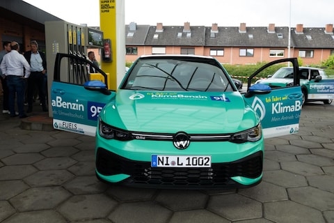 ‘Schone’ benzine maakt jouw auto tot 90 procent schoner en is al verkrijgbaar