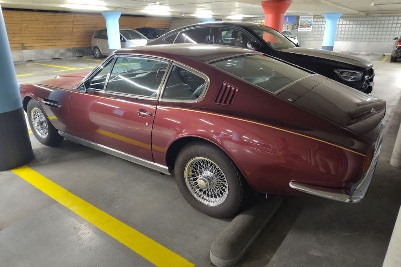 Aston Martin DBS
