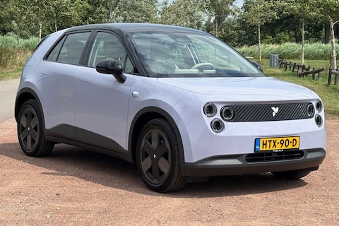 Test: Firefly First Edition - Premium tegen budgettarief