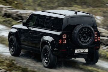 Land Rover Defender Octa Black