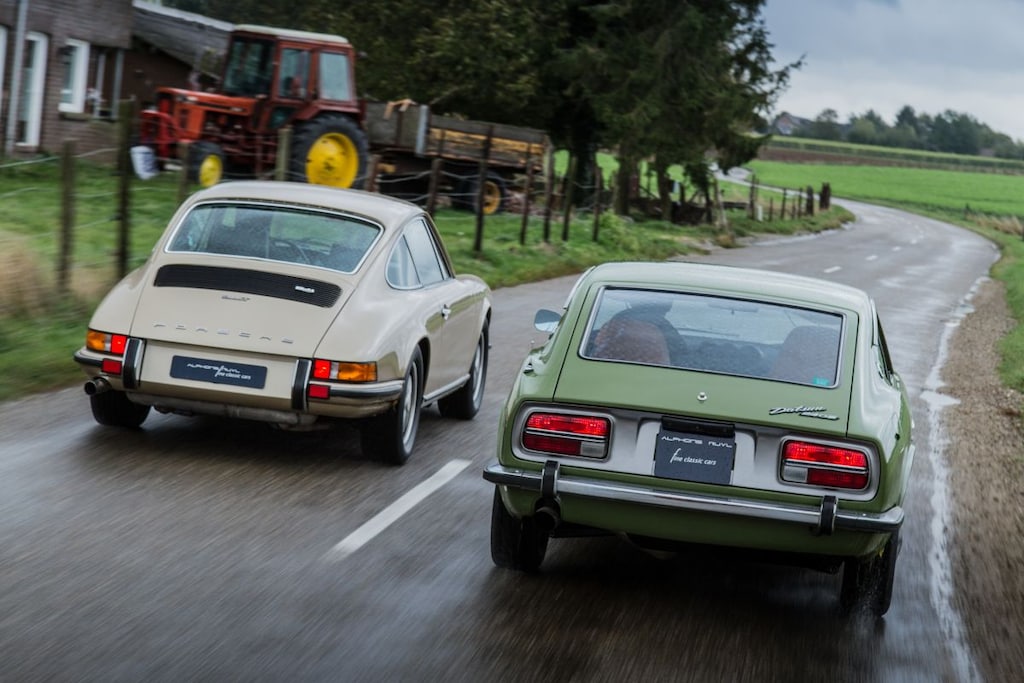 Datsun 240Z vs Porsche 911