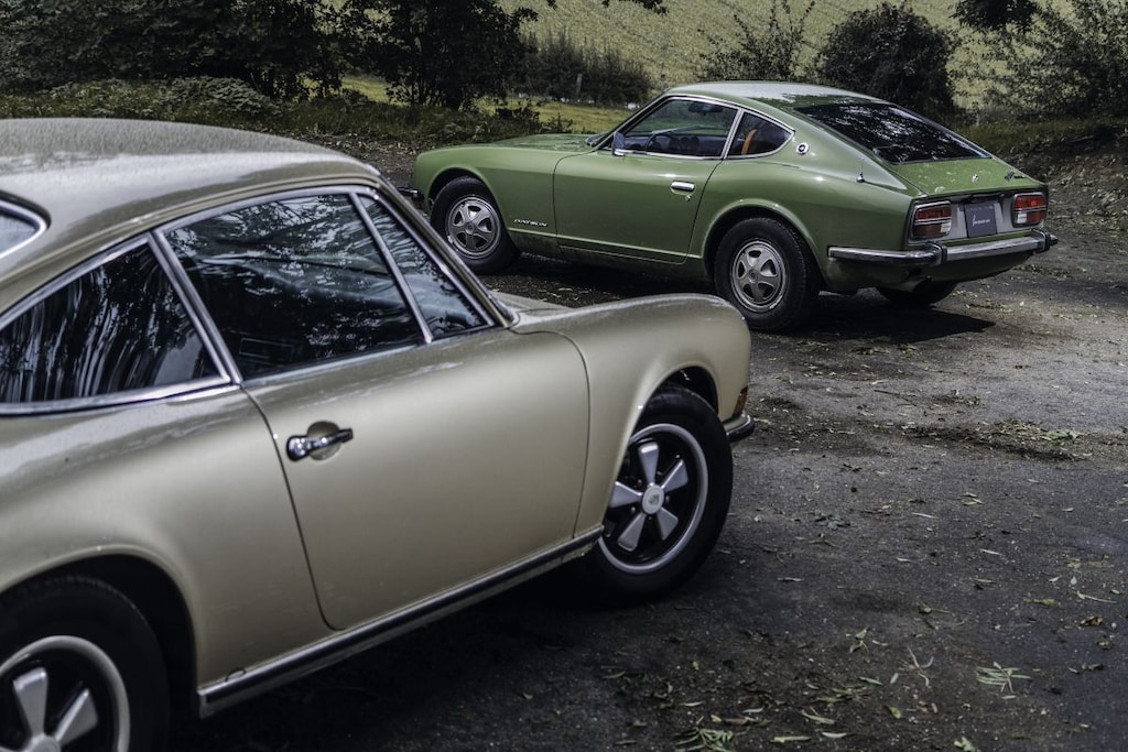 Datsun 240Z vs Porsche 911