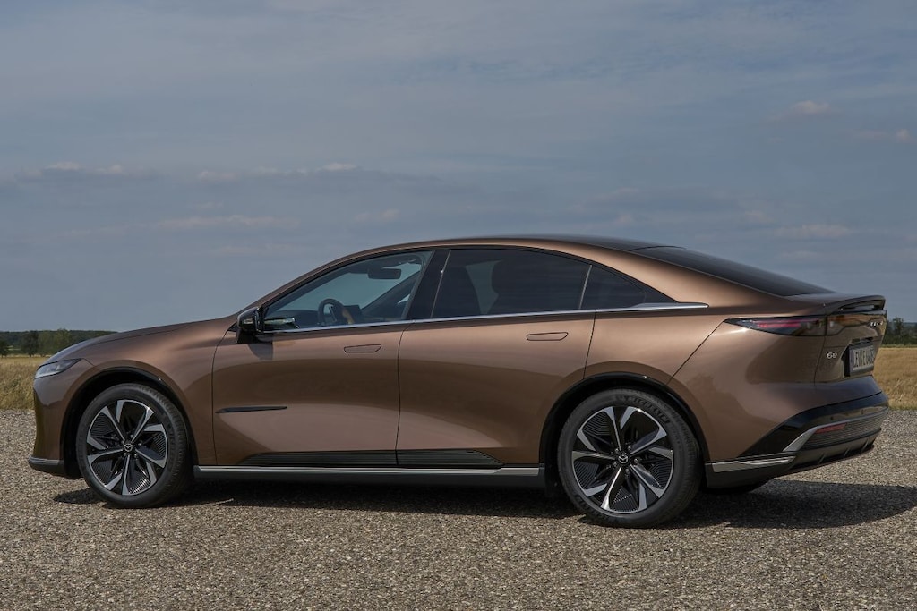 Mazda 6e