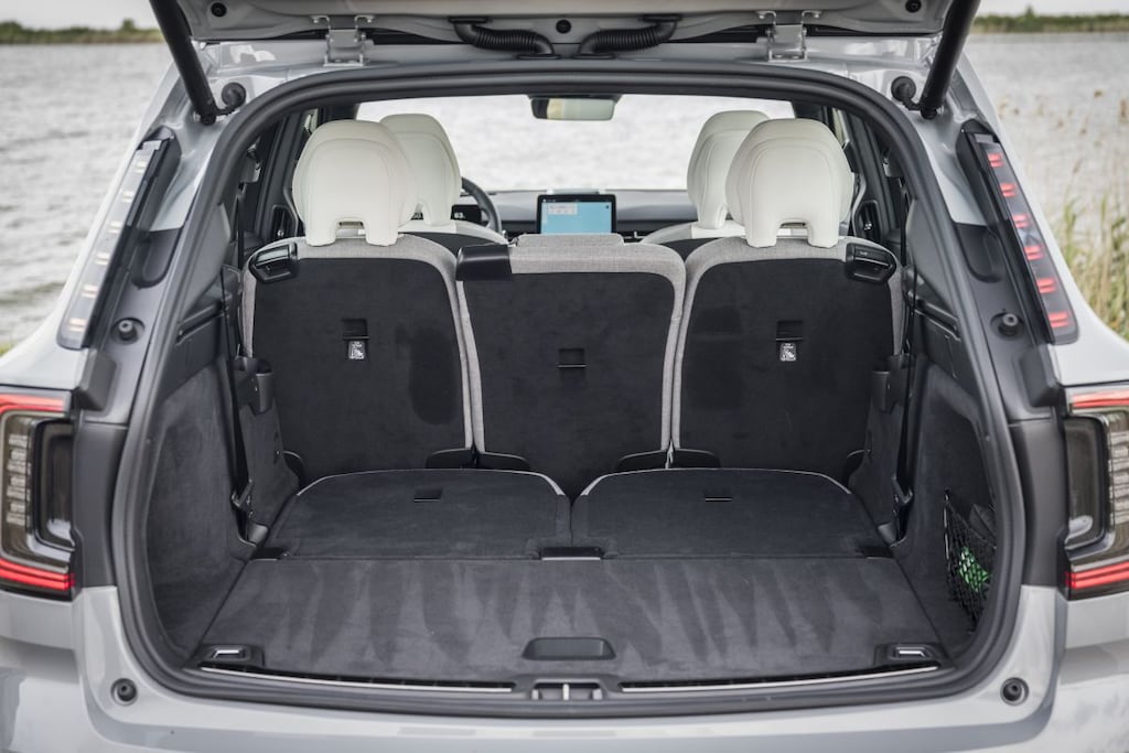Volvo EX90
