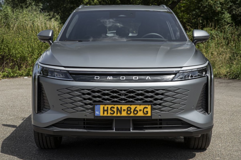 Omoda 9 