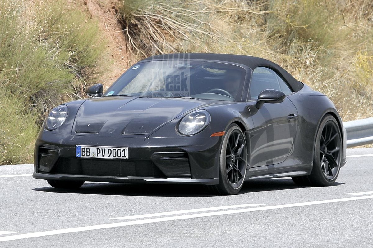 Porsche 911 Speedster Mule Spyshots