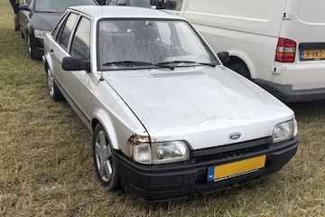 Ford Escort 