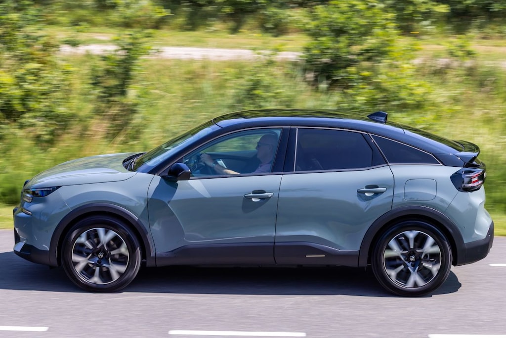 Dubbeltest Volkswagen ID3 Citroën C4 ë-C4