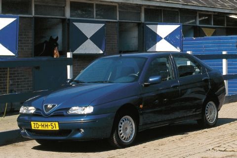 Alfa Romeo 146 1.4 Twin Spark 16V L (1999)