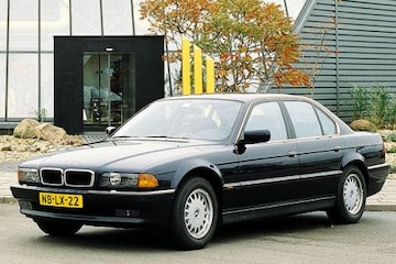 BMW 728i