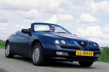Alfa Romeo Spider V6 L