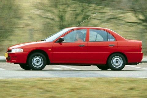 Mitsubishi Lancer 1.3 GLi (1997)