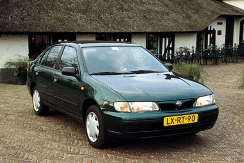 Nissan Almera 1.6 SLX (1997)