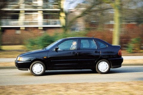 Volkswagen Polo Sedan 1.4 (1998)