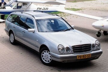 Mercedes-Benz E 230 Elegance Combi