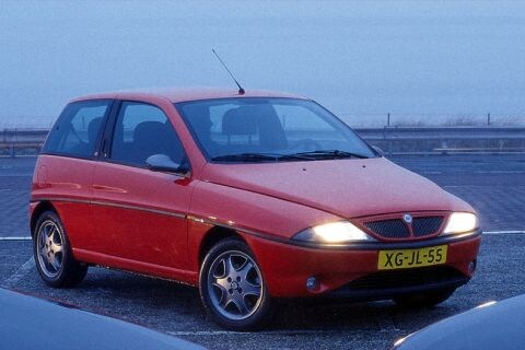 Lancia Ypsilon 1.2 16V Elefantino Rosso