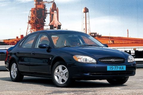 Ford Taurus SE (2000) - Test