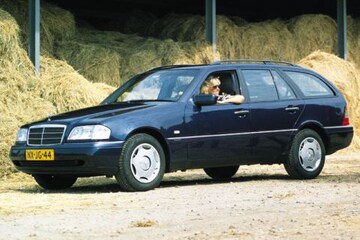 Mercedes-Benz C 180 Combi Elegance