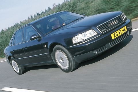 Audi A8 4.2 quattro (1999)