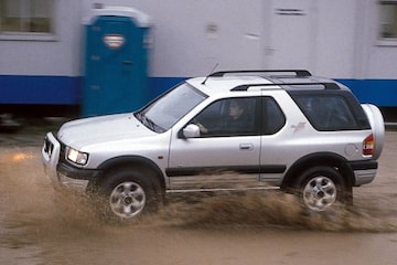 Opel Frontera RS 2.2-16V Sport