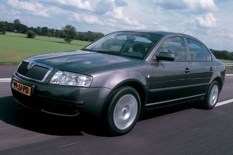 Skoda Superb 1.8 T Comfort (2002)