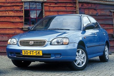 Suzuki Baleno 1.6 GLX (2001)