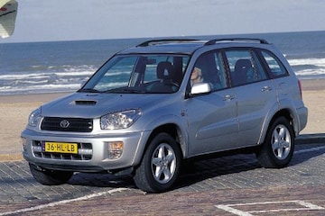 Toyota RAV4 2.0 D4-D Linea Sol