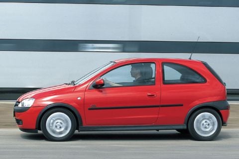 Opel Corsa 1.8-16V GSi (2002)