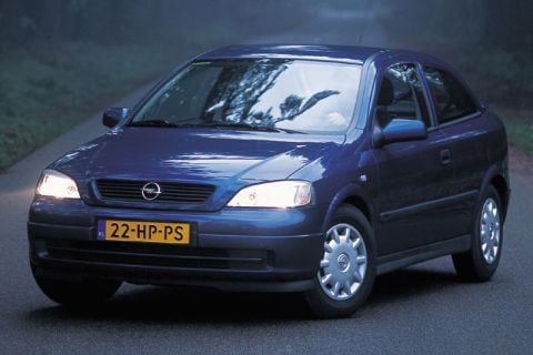 Opel Astra 1.7 DTi Eco4 (2002)