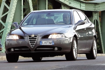 Alfa Romeo 166