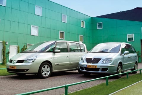 Renault Espace 3.5 V6 Privilège – Lancia Phedra 3.0 V6 Emblema