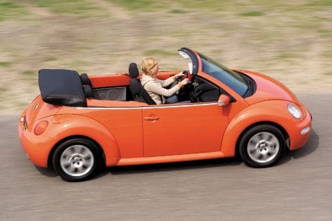 Volkswagen New Beetle Cabriolet 1.6 Highline (2003)